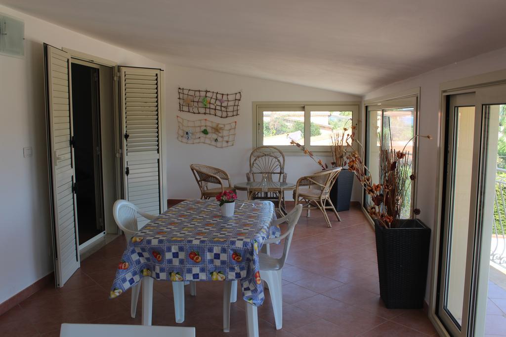 Isola Del Sole Apartman Szirakúza Szoba fotó