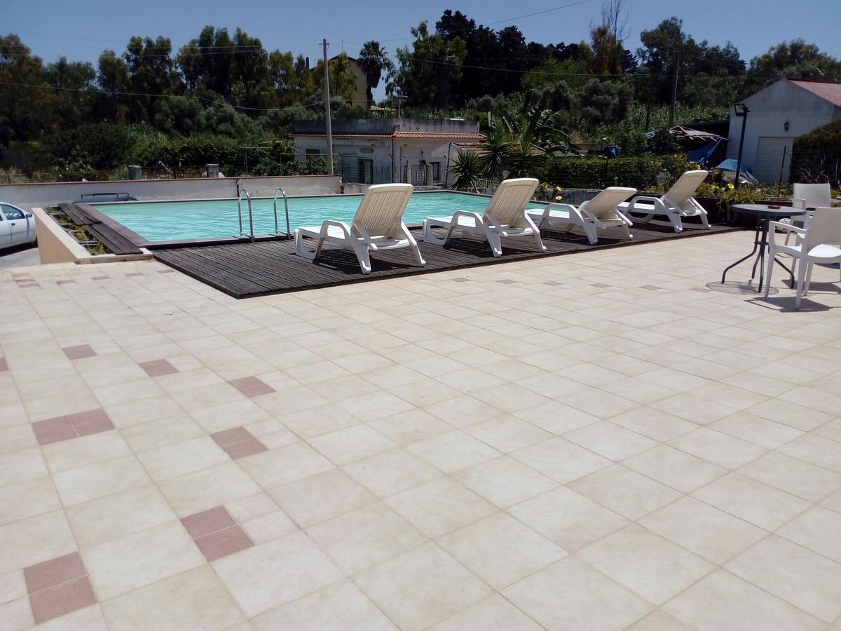 Isola Del Sole Apartman Szirakúza Kültér fotó